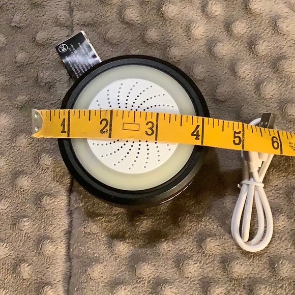 Hyper Tough 500-Lumen LED Rechargeable Portable Work Light with Speaker NWT - Picture 10 of 10